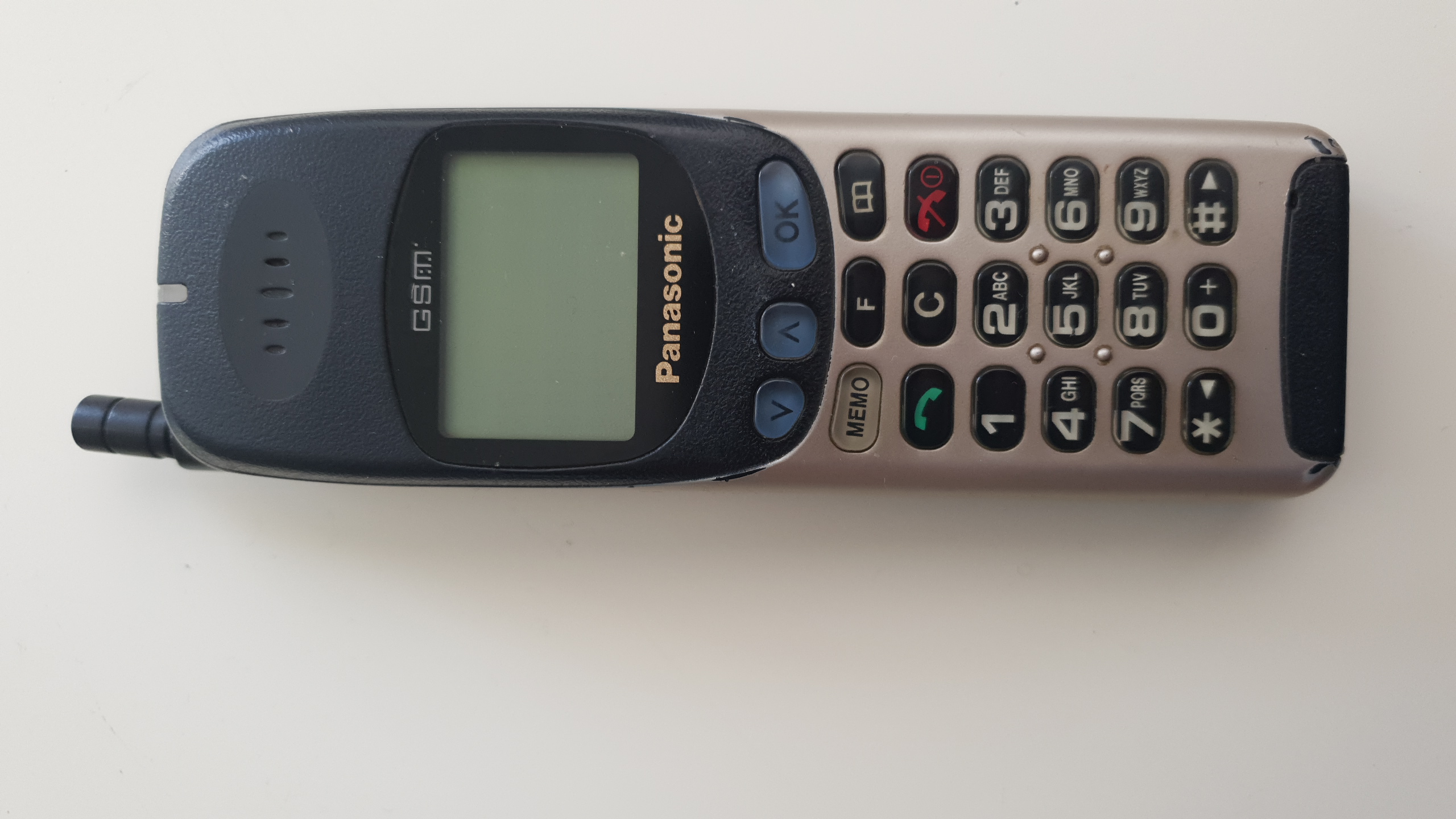 Cell Phones Museum » Panasonic EBG500 1996