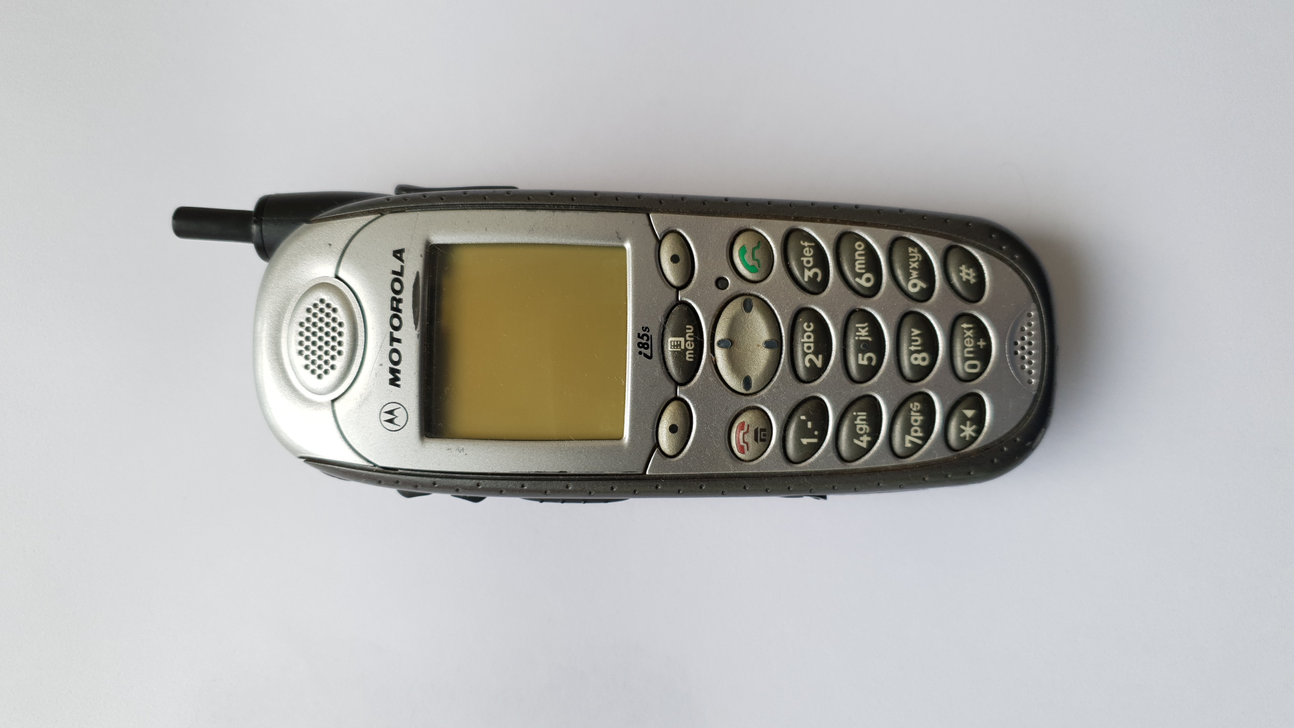 Cell Phones Museum » Motorola i85s - 2001