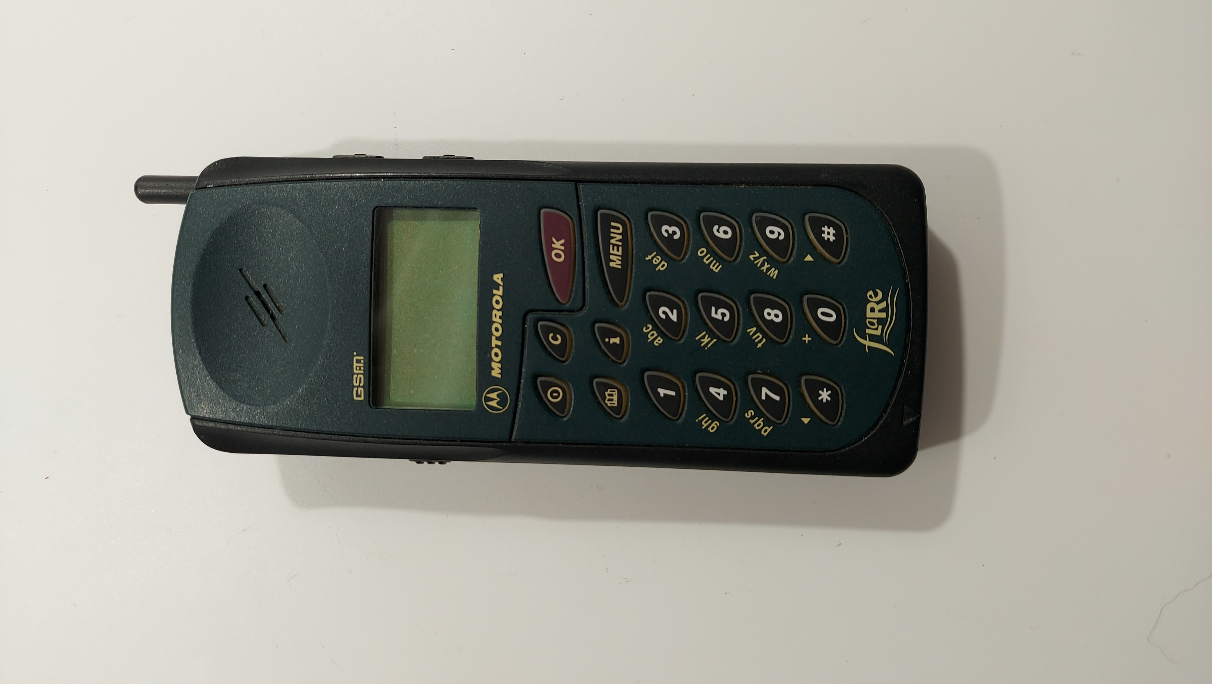 Cell Phones Museum » Motorola MB525 Flare 1995
